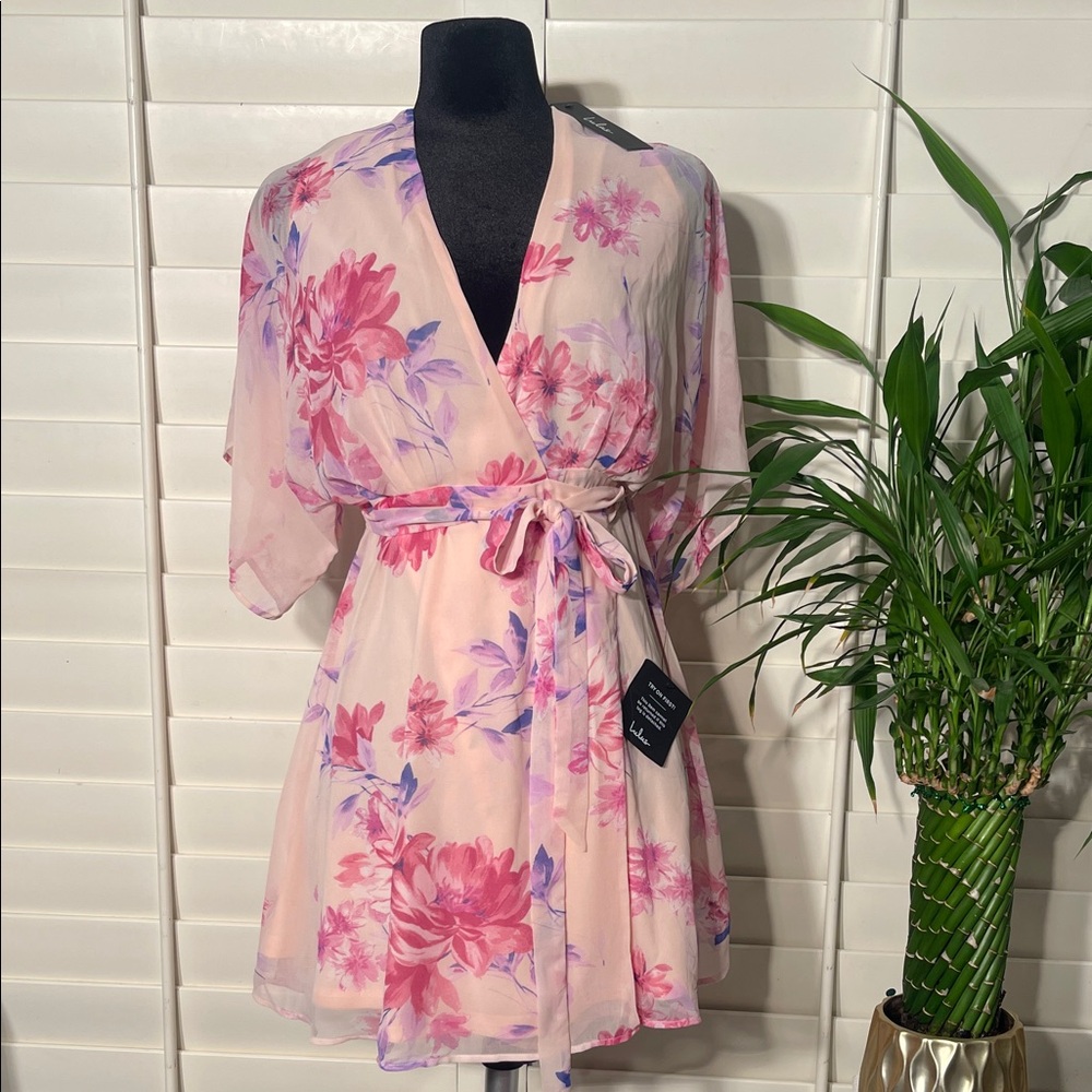 Lulus Lovely Aura Blush Pink Floral Short Sleeve Wrap Dress Size Small